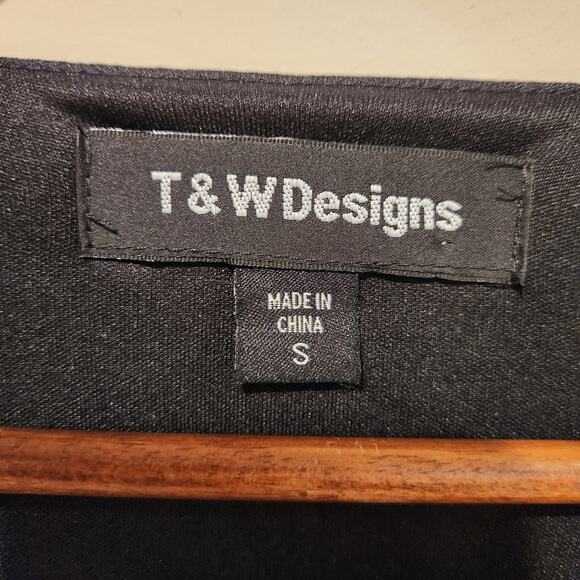 T&W Designs Womens Black Paisley Embroidered Beaded Bolero Jacket Size Small - Picture 3 of 11